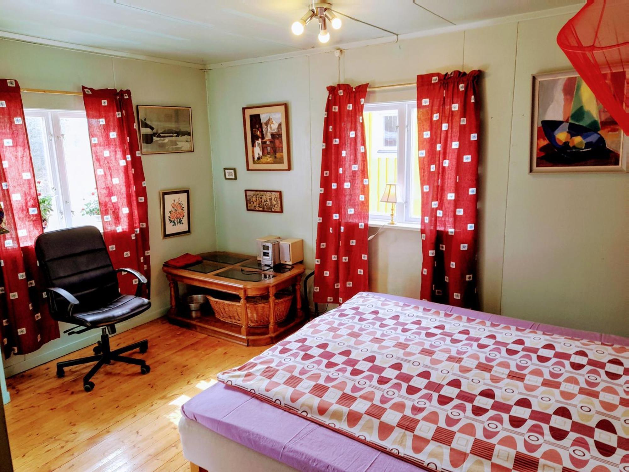 Summer Bedroom, Outside Toilet, Shower, Kitchen. 120 M From Sandbach. Bräcke Exterior foto